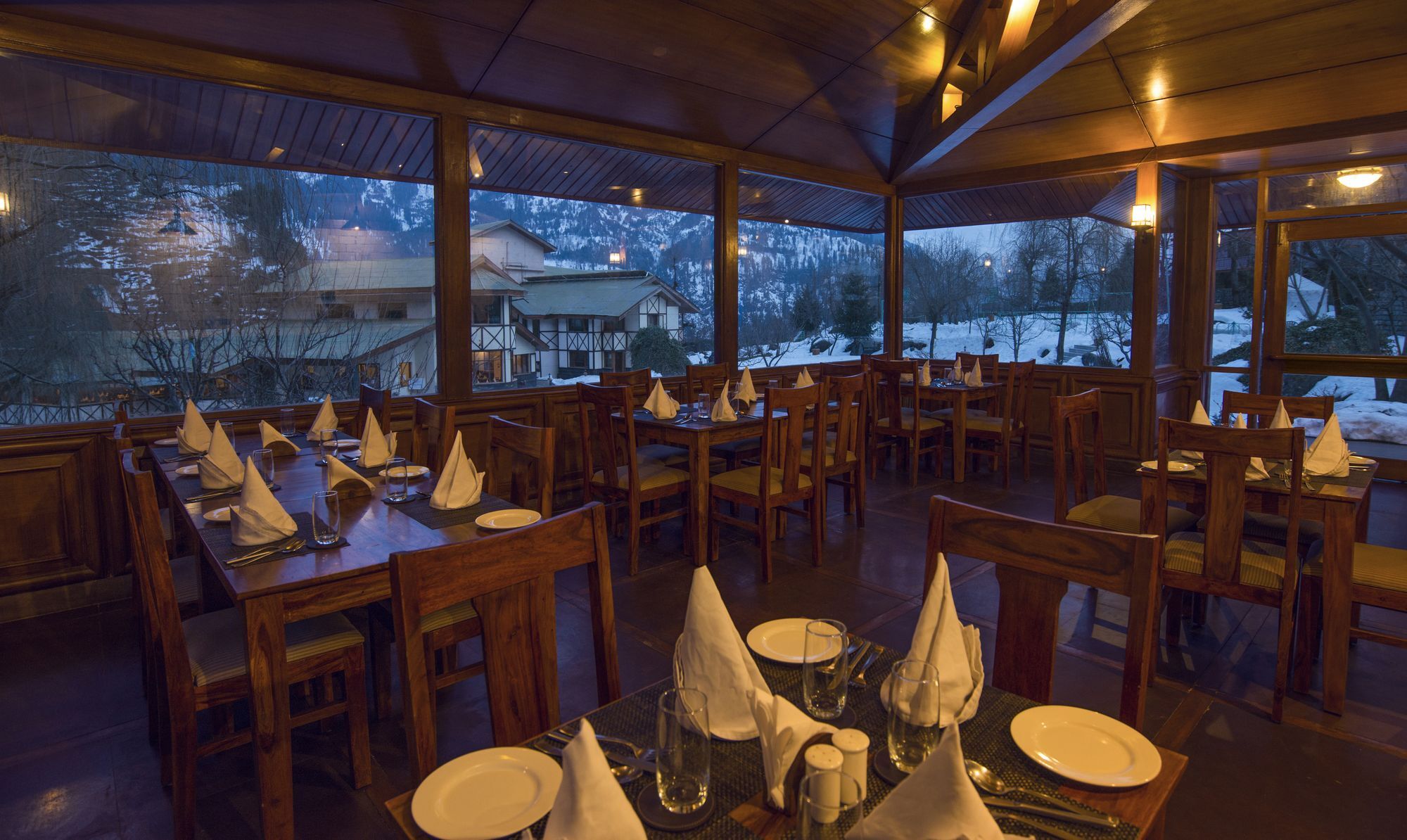Solang Valley Resort Palchan Экстерьер фото
